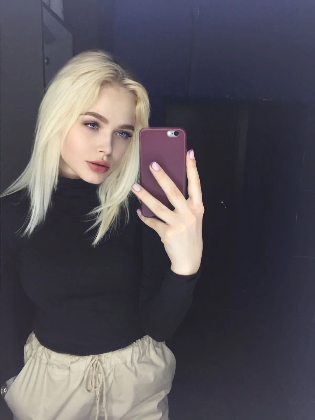 Влада Проститутка Санкт-Петербурга у метро Проспект Ветеранов