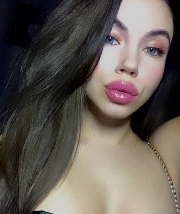 Света Проститутка Санкт-Петербурга у метро Гостиный Двор