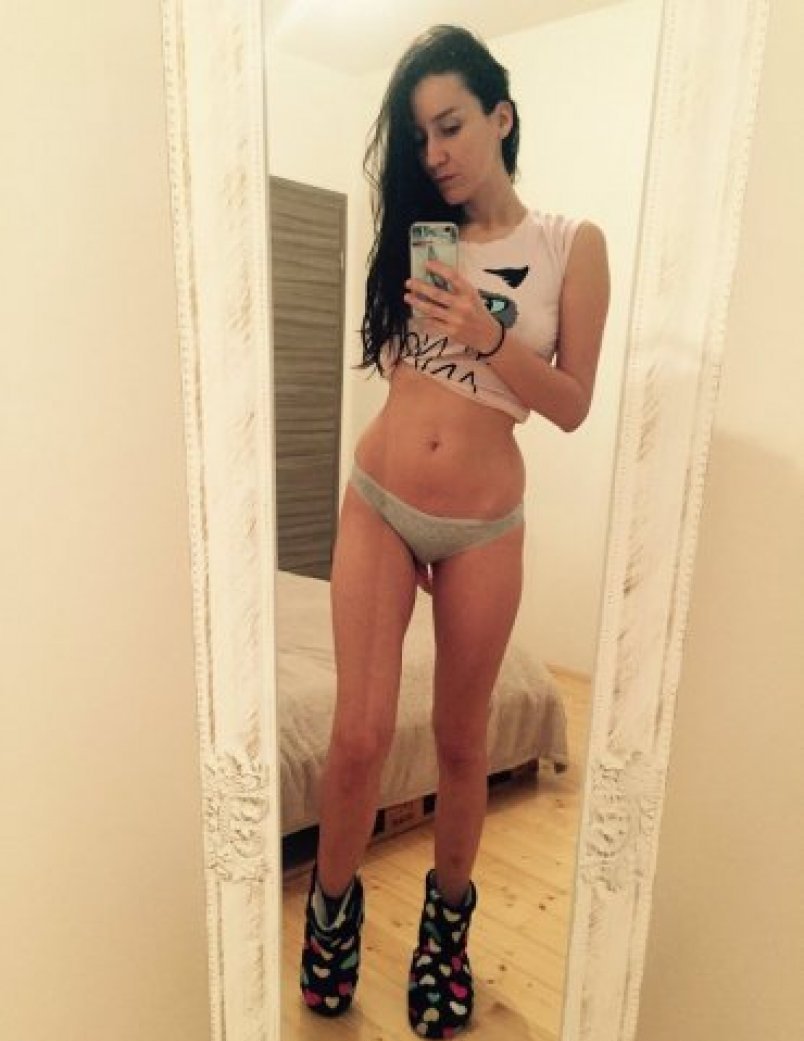 Леночка Проститутка Санкт-Петербурга у метро Балтийская